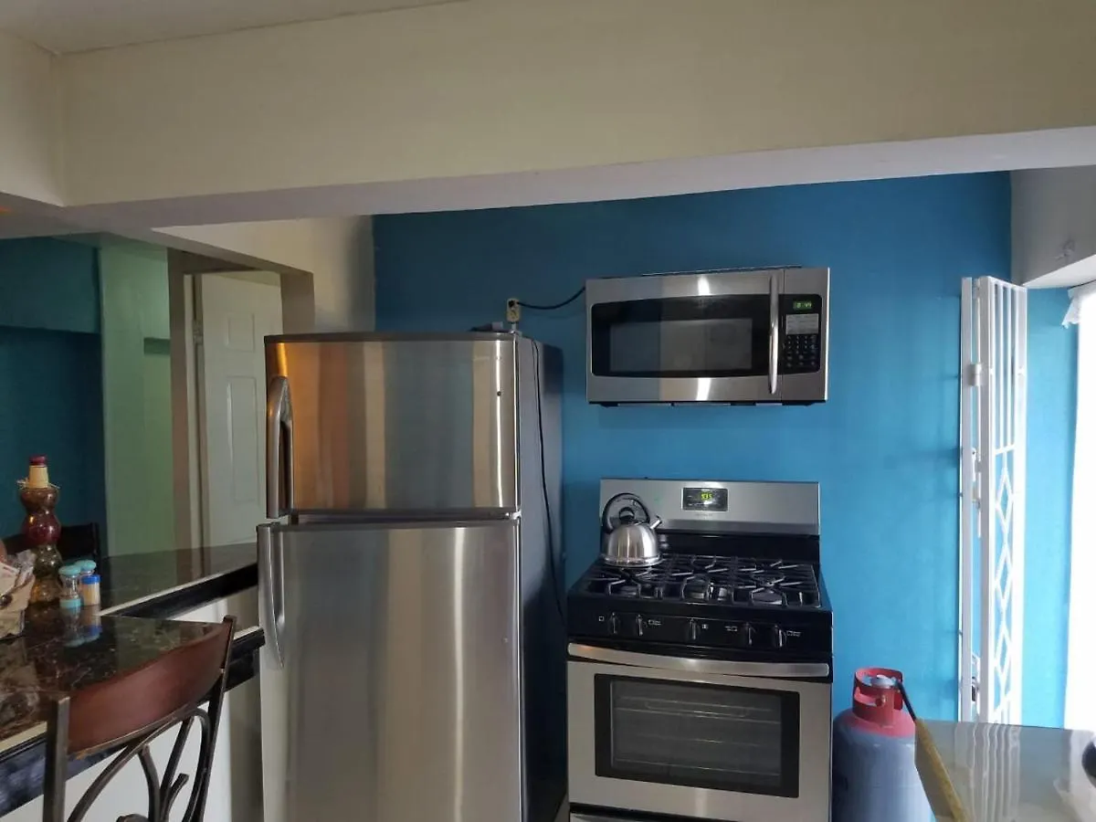 Bella Vista Vacation Apartment Montego Bay 0*,